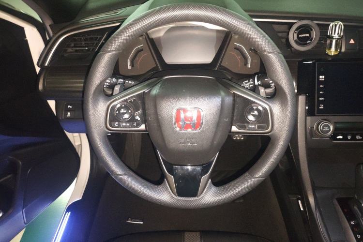 Used Honda Civic 2021 HATCHBACK 220TURBO CVT Trendy Cool Edition