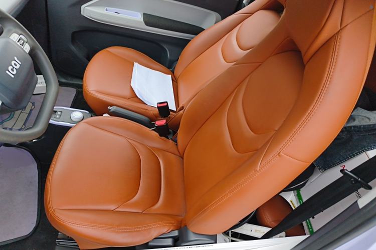 Used Chery QQ Ice Cream 2022 120km Conical Shape Lithium Iron Phosphate Left Front Seat