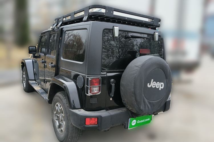 Used Jeep Wrangler 2013 3.6L Sahara Four-Door Edition
