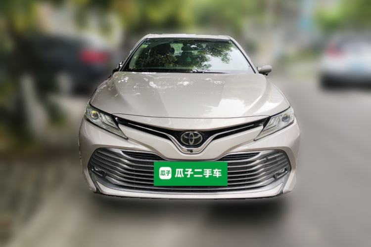 Used Toyota Camry 2018 2.0G Luxury Edition
