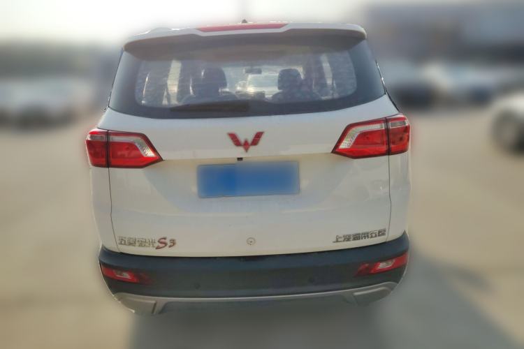 Used Wuling Hongguang S3 2018 1.5L Manual Luxury Model China V Standard