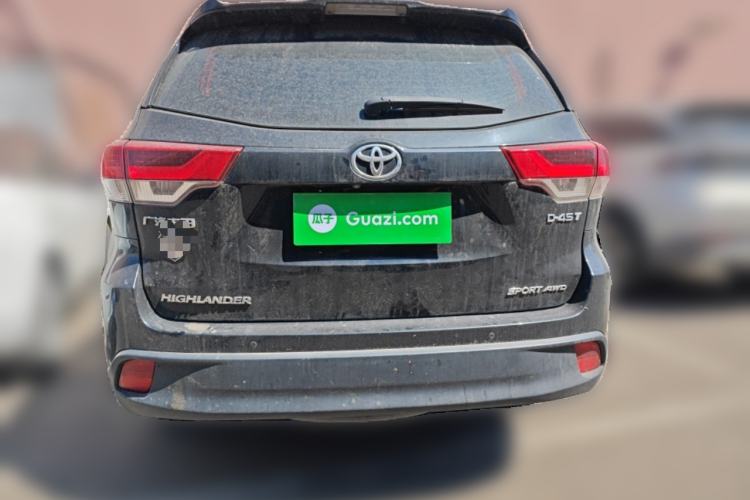 Used Toyota Highlander 2018 2.0T Four-Wheel Drive Luxury Version 7 Seats China VI Standard Rear