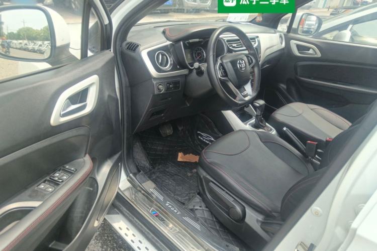 Used Brilliance V3 2015 1.5L Automatic Smart Version Driver Seat