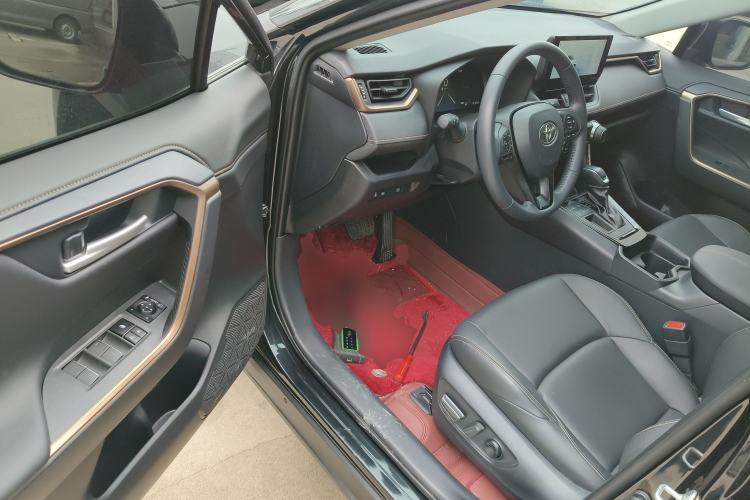 Used Toyota Wildlander 2024 2.0L CVT Two-Wheel Drive Urban Edition
