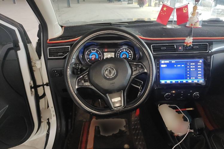 Used Dongfeng Fengon 580 2018 Revised Version 1.8L Manual Comfort Edition Steering Wheel