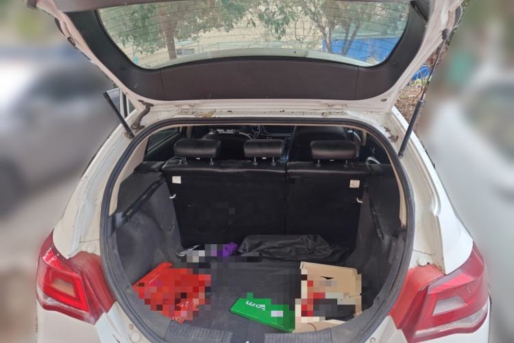 Used Geely Auto Emgrand 2017 Hatchback RS Million Edition 1.5L CVT Upward Version
