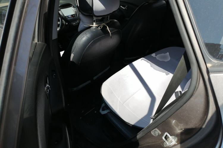 Used Hyundai ix35 2013 2.0L Automatic Two-Wheel Drive Smart GLS China IV Standard Left Rear Seat