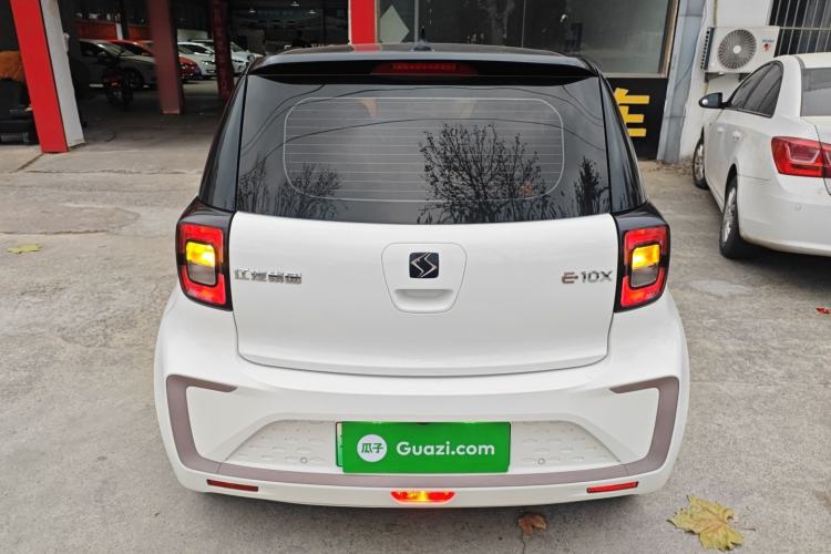 Used SOL E10X 2021 302 km Range Fashion Edition 31.4 kWh
