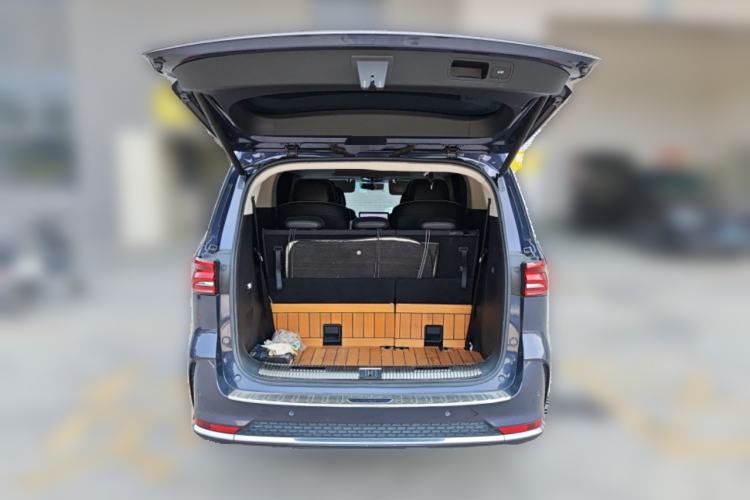 Used Roewe iMAX8 2021 400TGI Supreme Series Lu Zun Edition