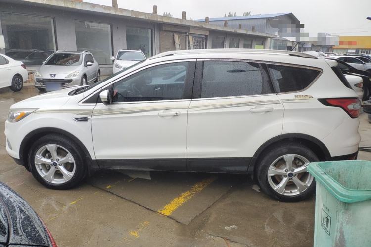 Used Ford Kuga 2017 EcoBoost 180 Two-Wheel-Drive Elite Trim
