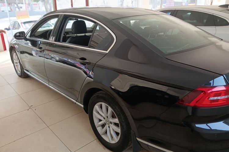 Used Volkswagen Magotan 2018 280TSI DSG Comfort Model