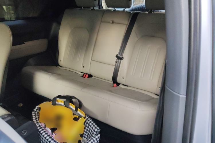 Used Land Rover Defender 2022 90 3.0T P400 XS Left Rear Seat