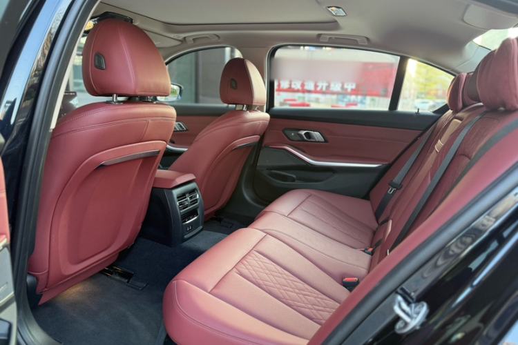 Used BMW i3 2025 eDrive 40 L Midnight Sports Package