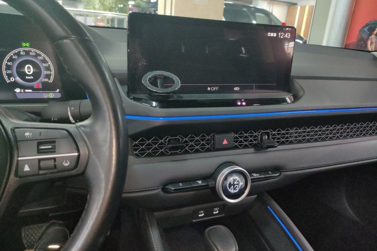 Used Honda Accord 2025 260TURBO Luxury Edition Center Console