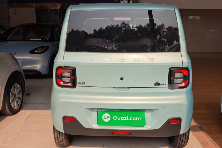 Used Geely Galaxy Panda 2024 Panda Mini 200km Endurance Bear Rear