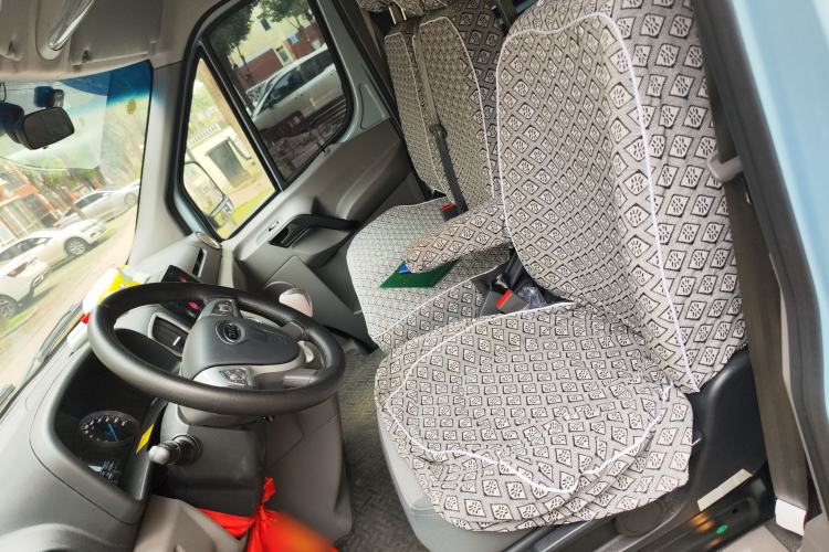 Used JAC Sunray 2024 2.0T Long-Wheelbase Express with Dual Tires High Roof—5/6/7-Seater
