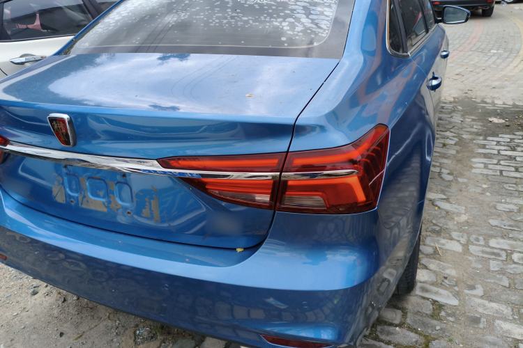 Used Roewe i6 2020 PLUS 1.6L CVT 4G Connected Glory Flagship Edition