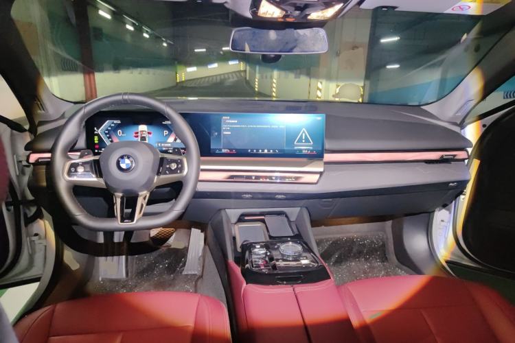 Used BMW 5 Series 2025 530Li Luxury Edition M Sport Package