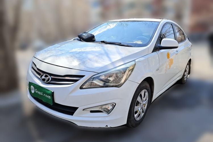 Used Hyundai Verna (older generation) 2014 1.4L Manual Smart GLS Trim