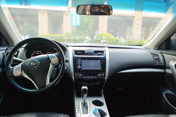 Used Nissan Teana 2016 Revised Version 2.0L XL Comfort Edition Headliner