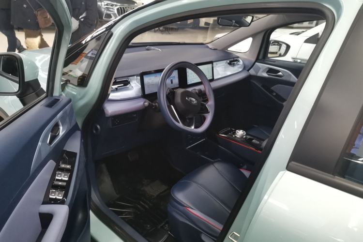 Used Geometry E Firefly 2022 401KM Lightning Tiger 4-Seater
