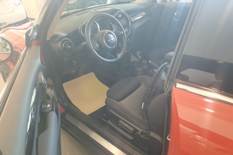 Used MINI MINI 2018 1.5T COOPER Classic Edition
