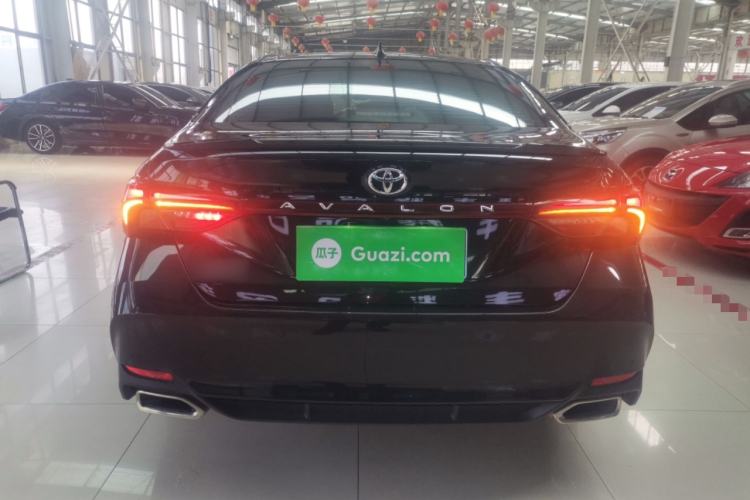 Used Toyota Avalon 2023 2.5L Luxury Edition Rear