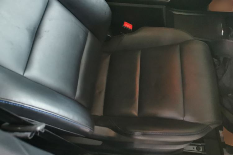 Used MG 4 EV 2022 425 km Luxury Edition
