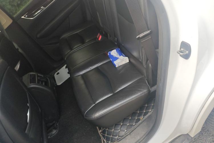 Used Cadillac XT5 2018 25T Luxury Model
