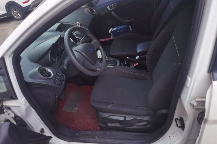 Used Ford Fiesta 2013 Hatchback 1.5L Automatic Fashion Edition Left Front Seat