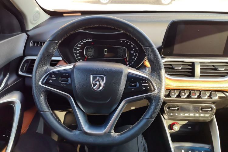 Used Baojun 510 2017 1.5L Automatic Luxury Model Steering Wheel