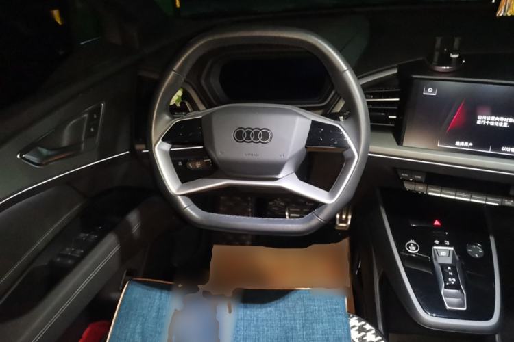 Used Audi Q5 e-tron 2023 40 e-tron Shining Edition Mecha Kit