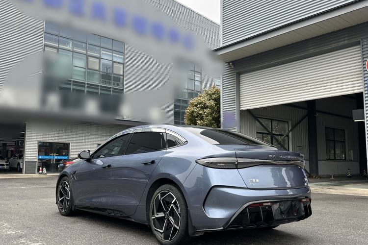 Used BYD Seal 2022 700 km Long-Range Rear-Wheel-Drive Version Exterior 4