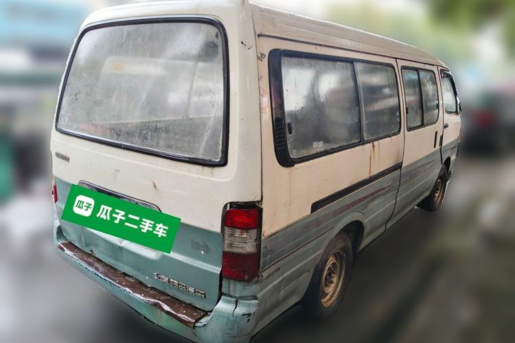 Used Foton Scenic 2011 2.0T Express Classic Long-Wheelbase Version 4D20
