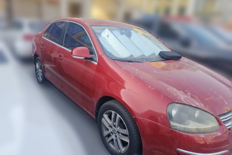 Used Volkswagen Sagitar 2011 1.6L Automatic Comfort Edition Front Right 45 Deg