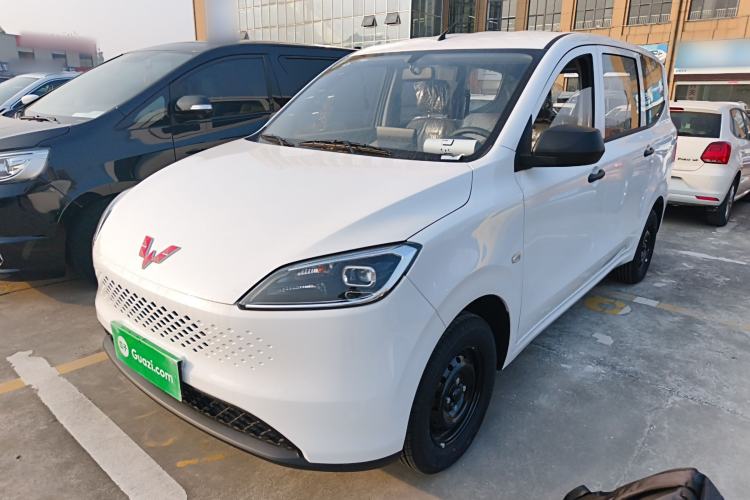 Used Wuling Hongguang New Energy 2025 Extended-Range Hybrid 50 km Standard Version