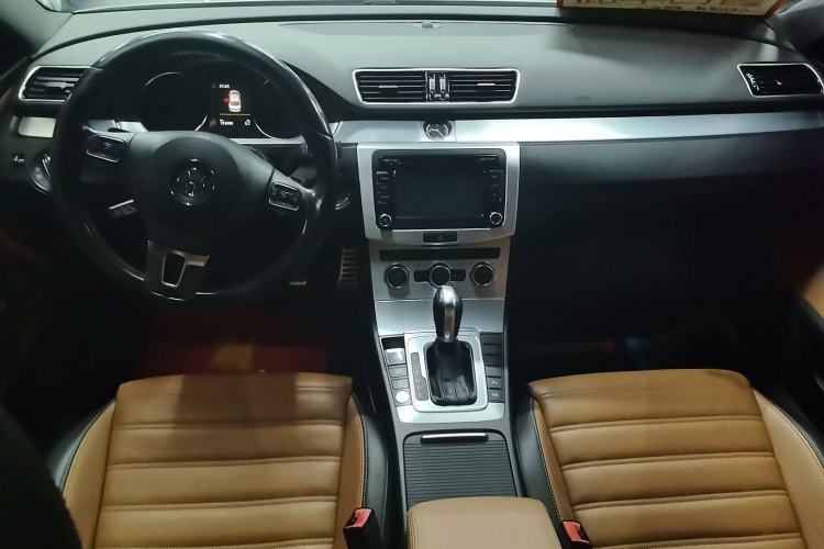 Used Volkswagen FAW-Volkswagen CC 2015 1.8TSI Luxury Model
