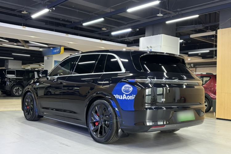 Used Li Auto L7 2023 Pro Model Exterior 3