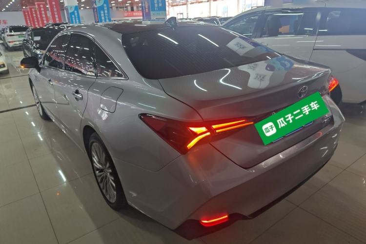 Used Toyota Avalon 2019 Dual-Engine 2.5L XLE Prestige Version China VI Standard Rear Left 45 Deg