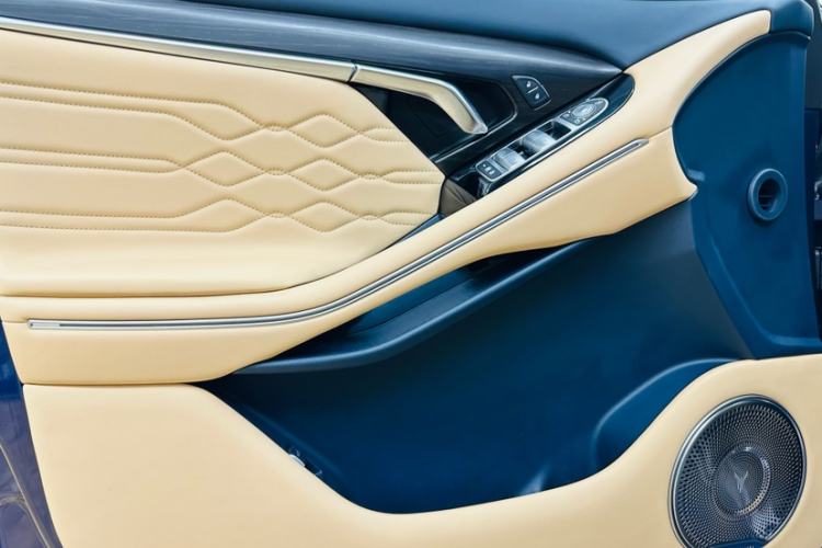 Used VOYAH FREE 2021 Four-Wheel Drive Standard Range-Extended Version Left Front Headlight