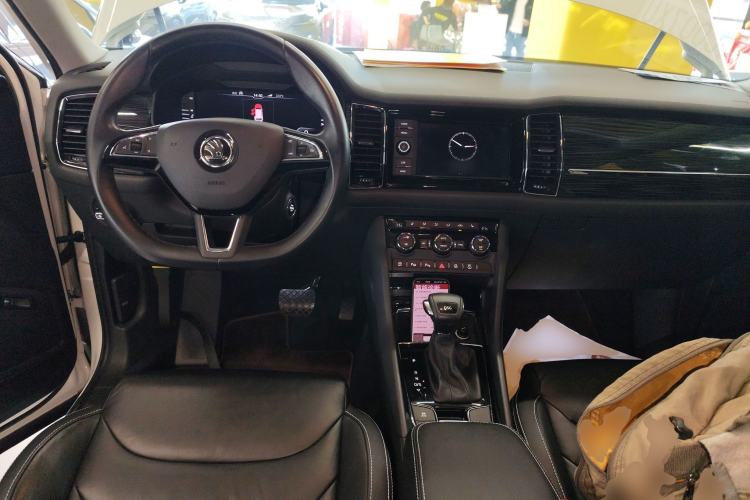 Used Skoda Kodiaq 2019 Facelifted TSI330 5-Seater Two-Wheel-Drive Luxury Enjoyment Edition China VI Standard