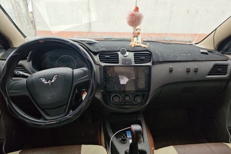 Used Wuling Hongguang 2020 1.2L S Base Model China VI LSI