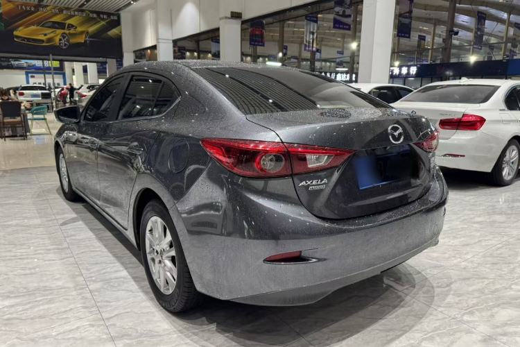 Used Mazda 3 Axela 2017 Sedan 1.5L Automatic Luxury Model Emission Standard China V
