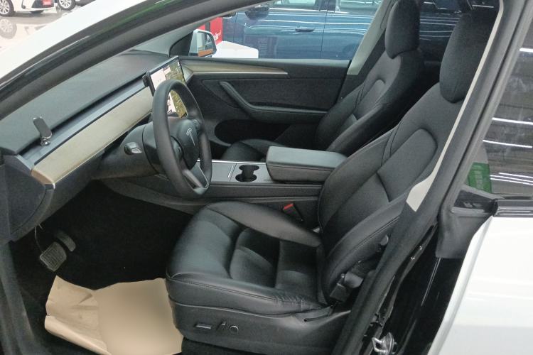 Used Tesla Model Y 2021 Standard Range Rear-Wheel Drive Version