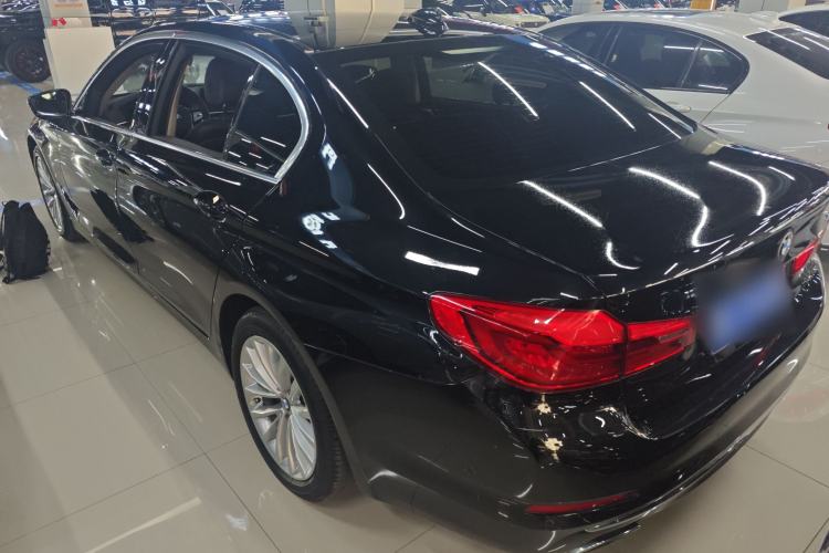 Used BMW 5 Series 2020 525Li Luxury Package Rear Left 45 Deg