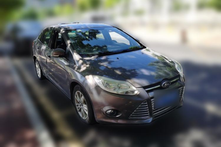 Used Ford Focus 2012 Sedan 1.6L Automatic Comfort Model Front Right 45 Deg