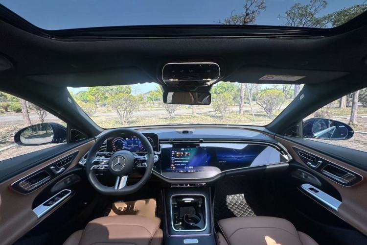 Used Mercedes-Benz E-Class 2025 Facelift E 300 L Luxury Sport Edition
