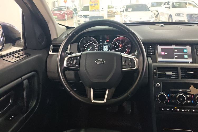 Used Land Rover Discovery Sport 2019 240 PS PURE Edition China V Standard Steering Wheel