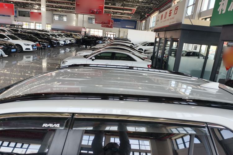 Used Toyota RAV4 2023 2.0L CVT Two-Wheel Drive Urban Edition
