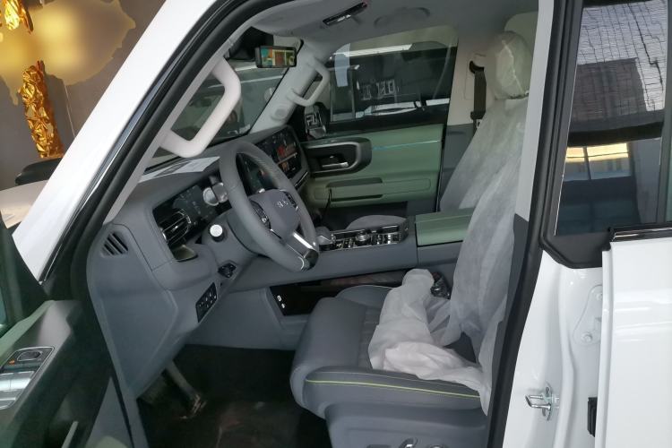 Used BAIC Off-Road BJ40 Electric Drive 2025 Advanced Edition